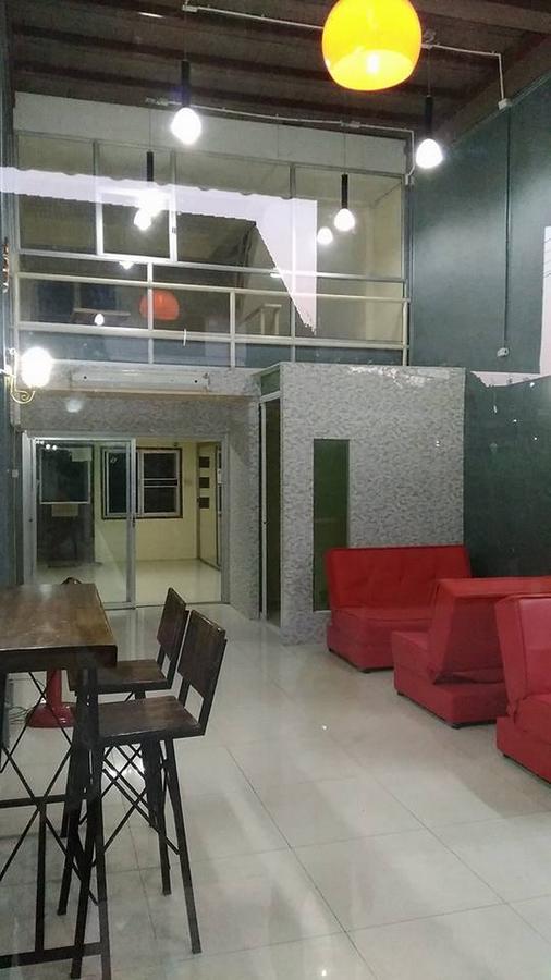 Gondor Guesthouse Чиангмай Экстерьер фото